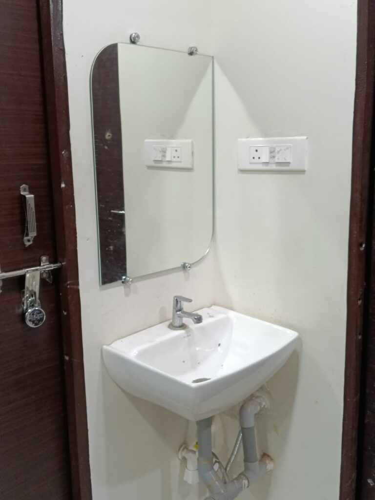 WhatsApp Image 2025-06-19 at 11.27.20 PM(8)